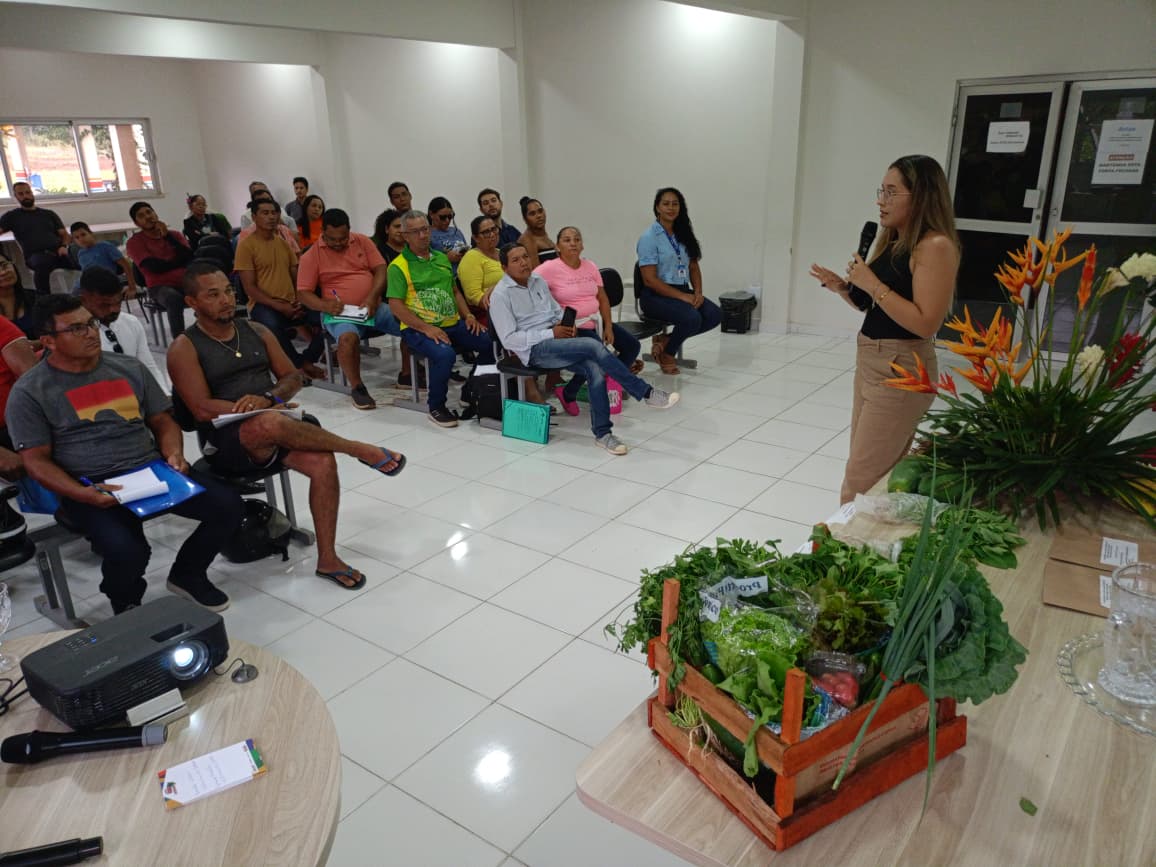 Curso prepara agricultores de Benevides para o PNAE 2026